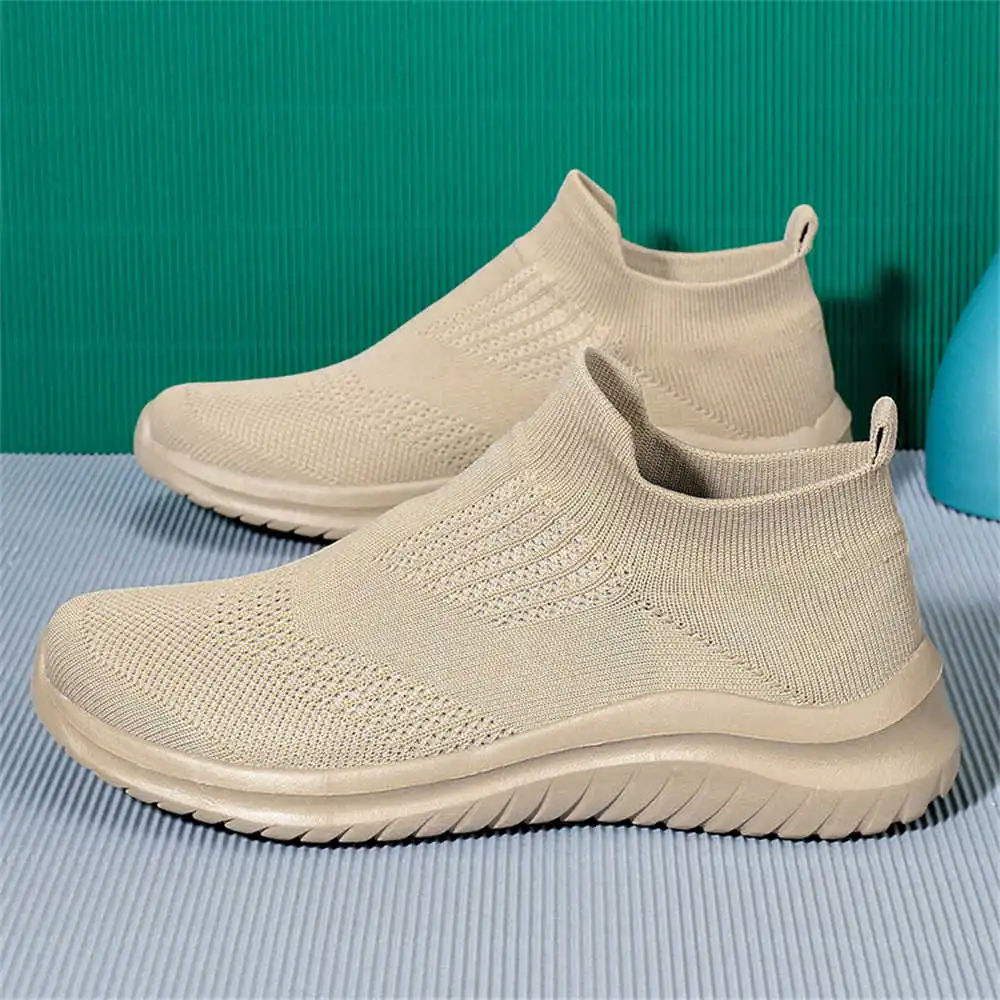 Sepatu olahraga pria, krem lem - Home Gym Outdoor Ideas ulasan dan harga